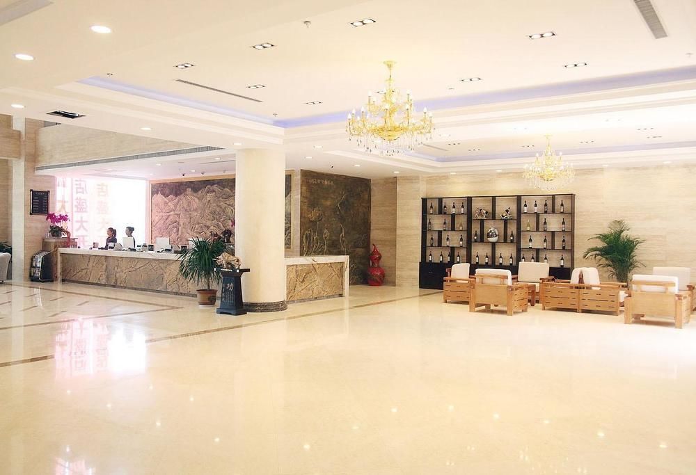 Weishi International Hotel Qing Zhou Esterno foto